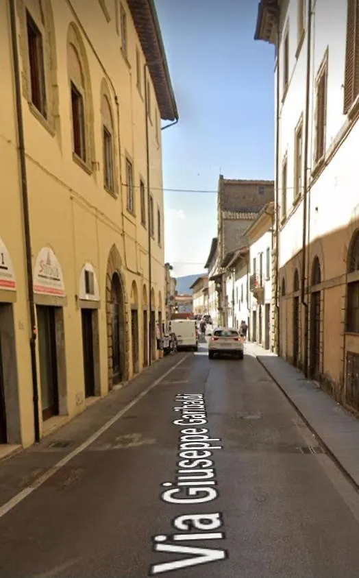 Piccolo Garibaldi Appartamento Arezzo 0*,
